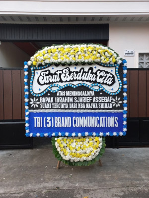 Papan Bunga Duka di Ujungtebu